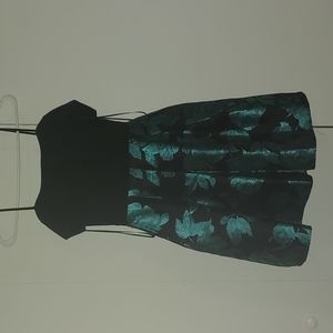 Morgan & Co. Off The Shoulder Bodice. Black/Teal. Size 0.